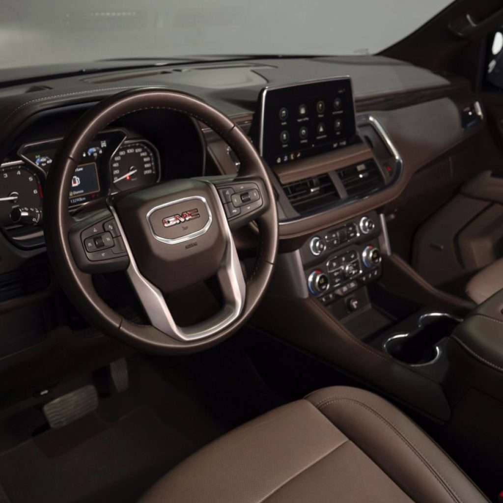 GMC Yukon Luxury Car Rental Dubai