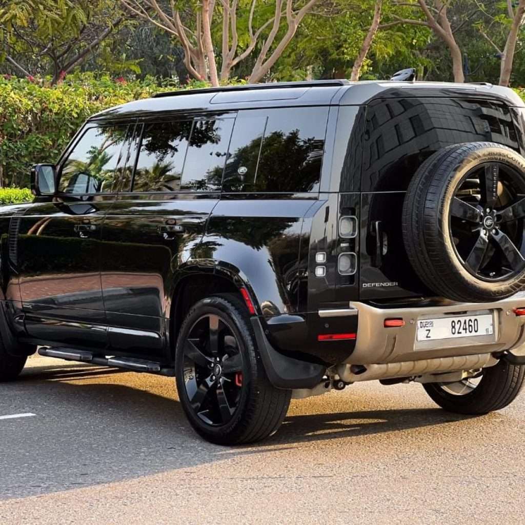 Range Rover Defender Luxury Car Rental Dubai