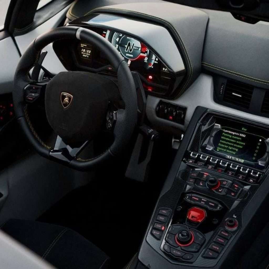 Lamborghini Aventador SVJ Rental: