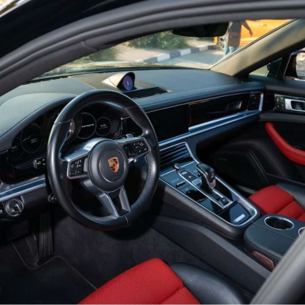 Porsche Carrera 911 Rental in Dubai