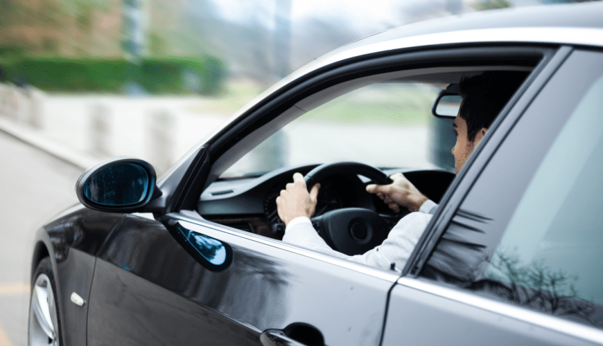 Experience Luxury by Renting a Car in Mussafah Today