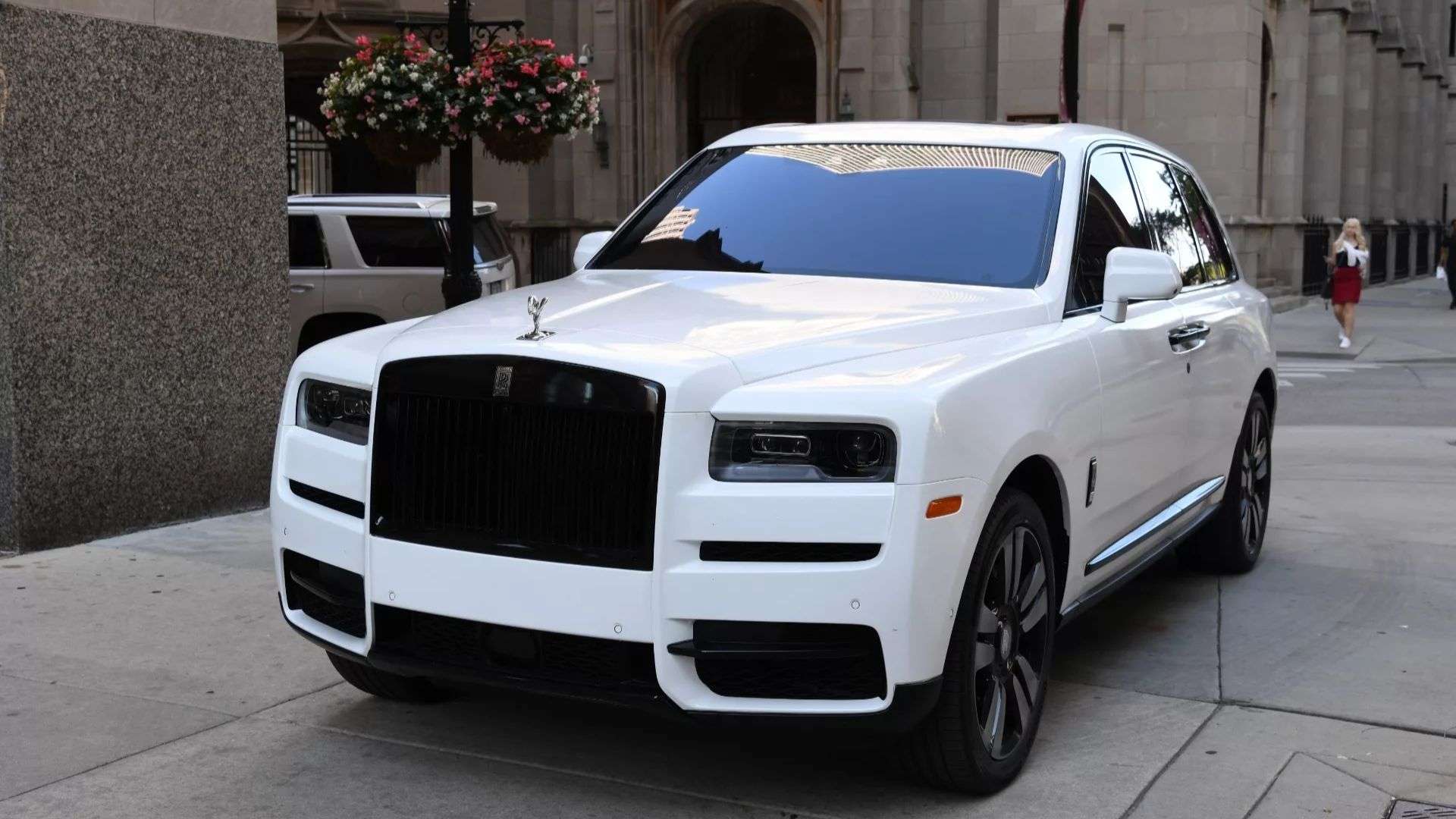 What Makеs Rolls-Roycе Cullinan a Drеam Ridе 