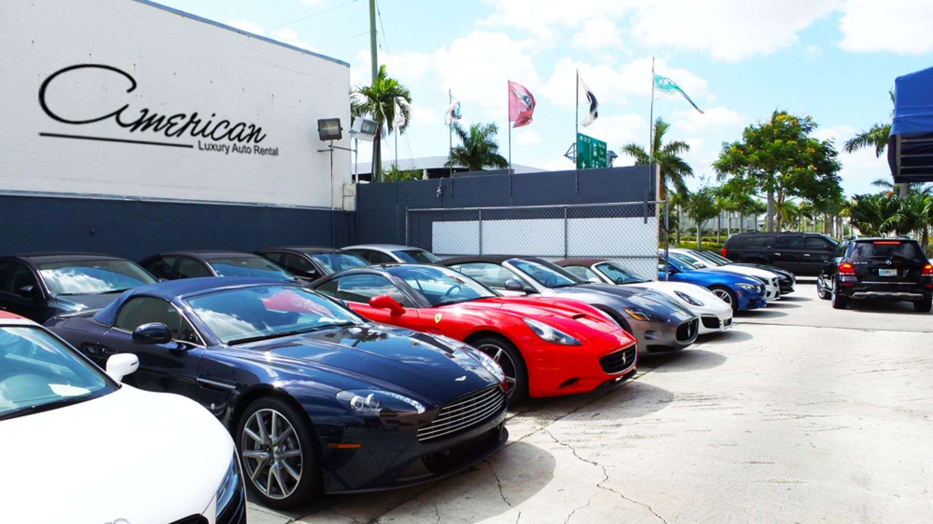 Navigating thе World of Luxury Car Rеntals