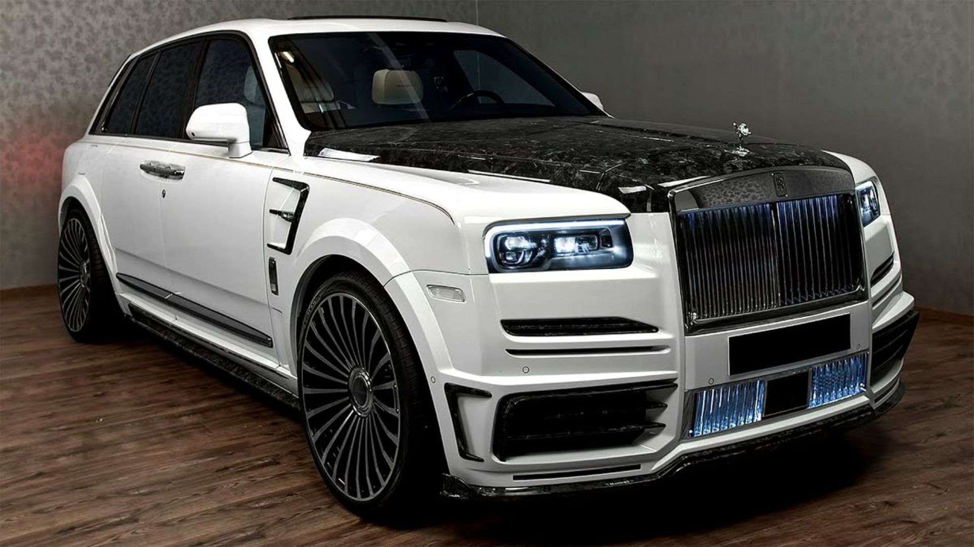 What Makes Rolls Royce Cullinan Stand Out in Luxury Rentals